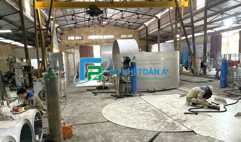 Dịch vụ gia công inox theo yêu cầu tại xưởng