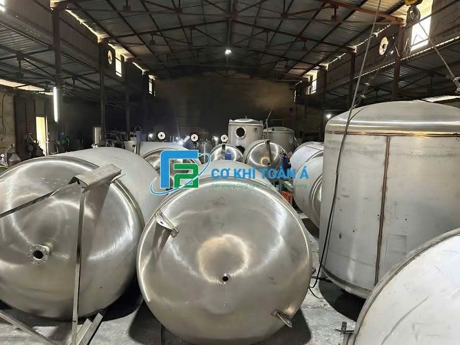 Vì sao nên chọn Cơ khí Toàn Á là đối tác chế tạo bồn inox của bạn?