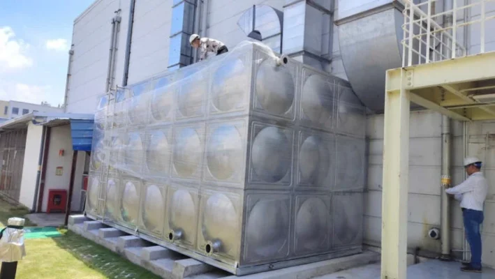 Bon-Be-lap-ghep-inox-Viet-Anh-5-1-768x433-1-709x400