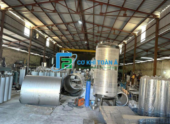 Gia công chế tạo thùng chứa inox 304, 316 bền đẹp 3 Gia công chế tạo thùng chứa inox